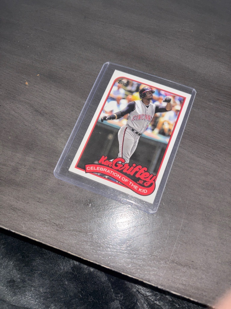 Ken Griffey Jr. (Note: This is a baseball card, not a football card, featuring the iconic MLB player)