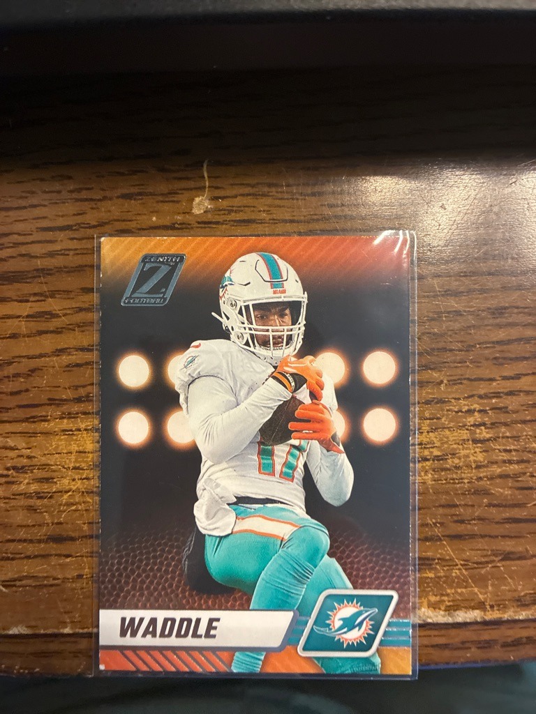 Jaylen Waddle