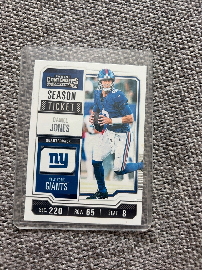 Daniel Jones